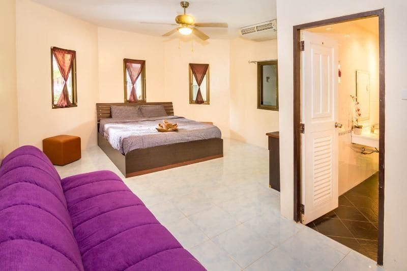 Pattaya Holiday House