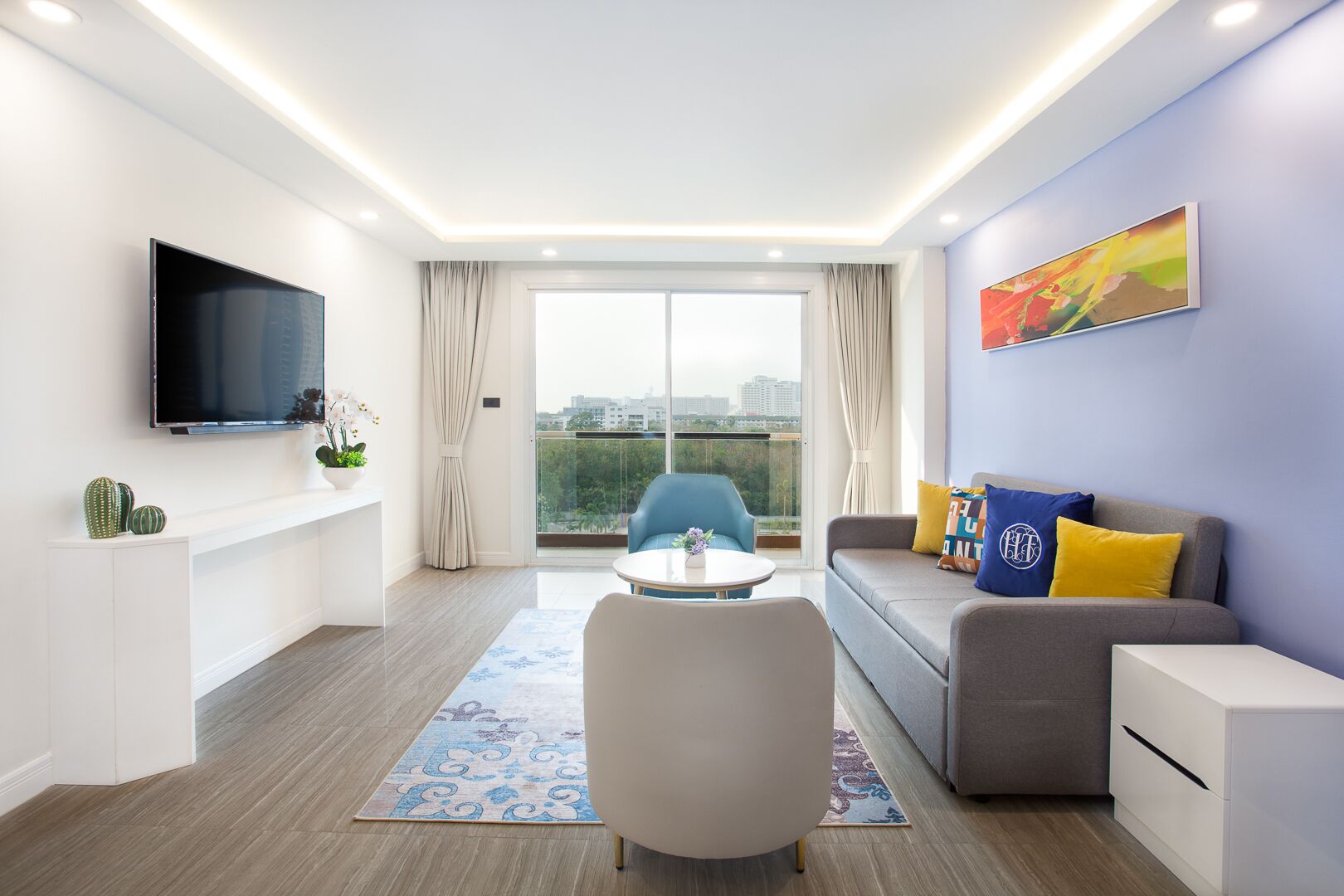 HT9 Hotel