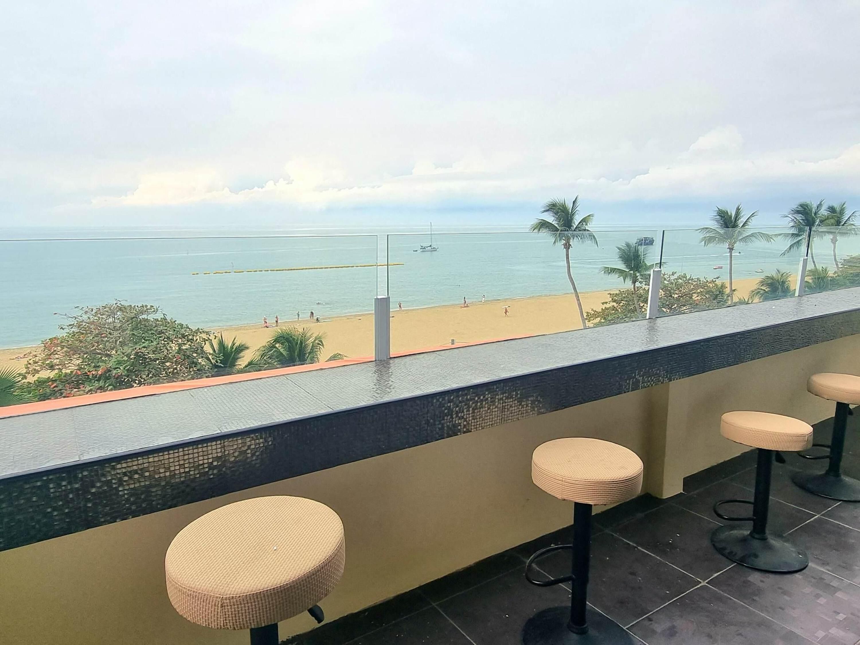 Hotel Denmark – Beachfront