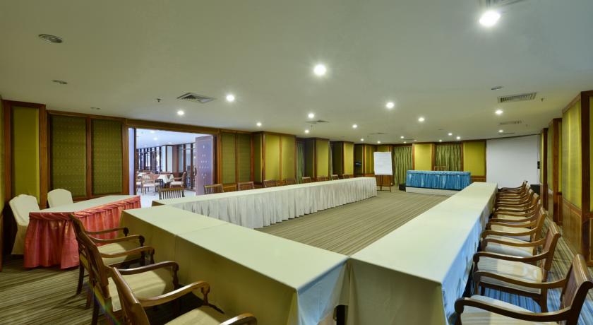 Jomtien Thani Hotel