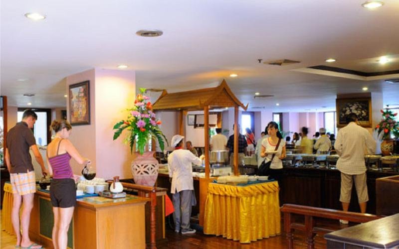 Jomtien Thani Hotel