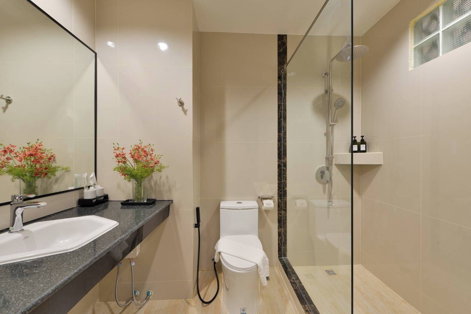 Kastel Hotel Pattaya By Loft Bangkok