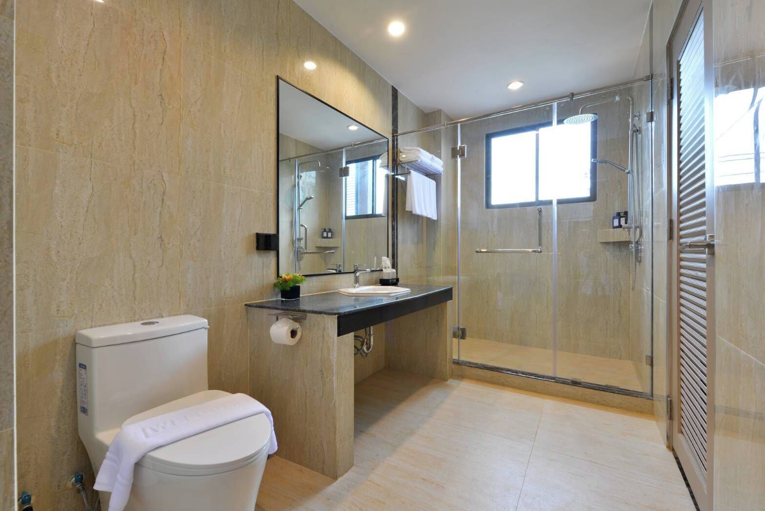 Kastel Hotel Pattaya By Loft Bangkok