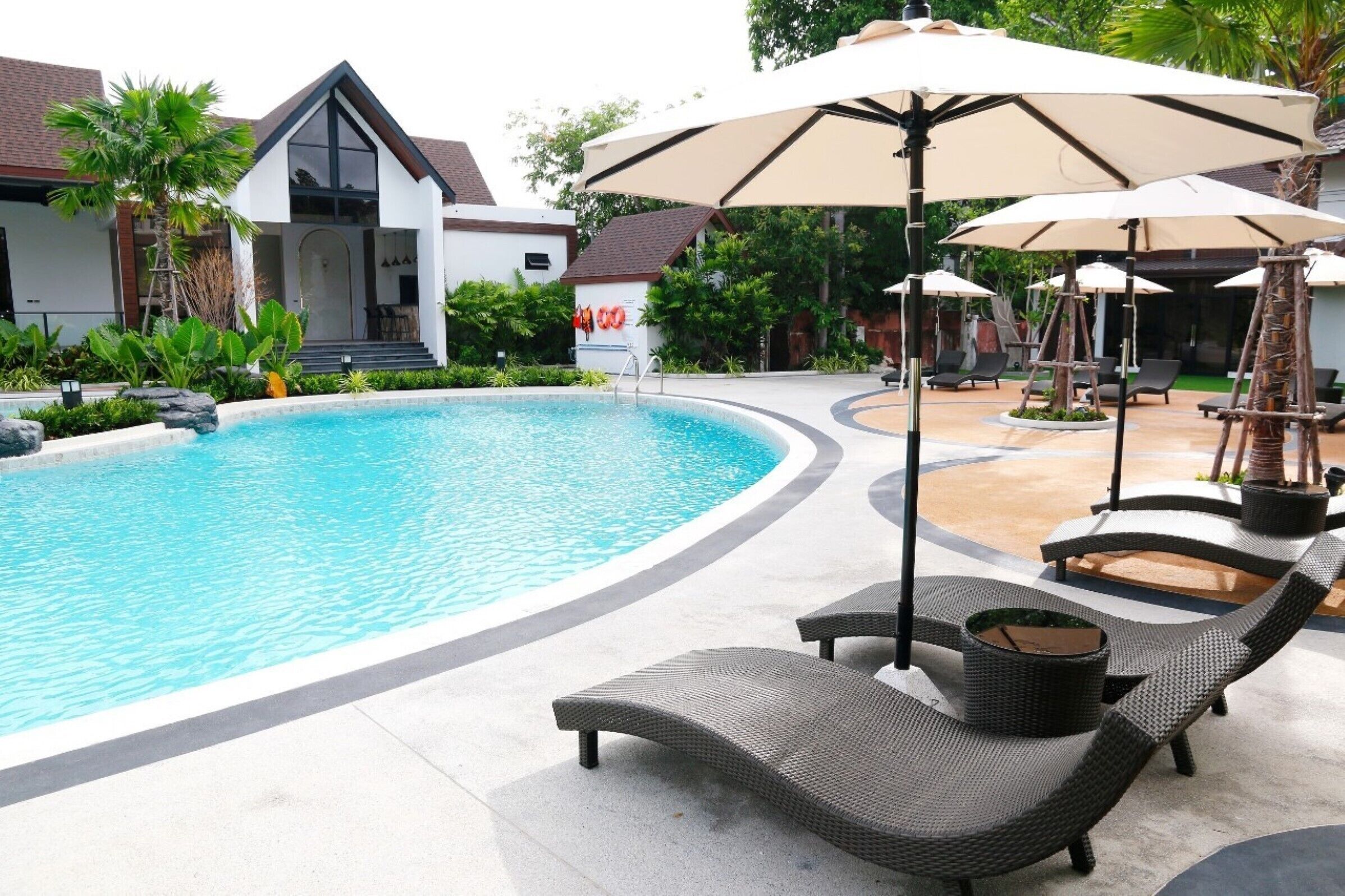 Kastel Hotel Pattaya By Loft Bangkok