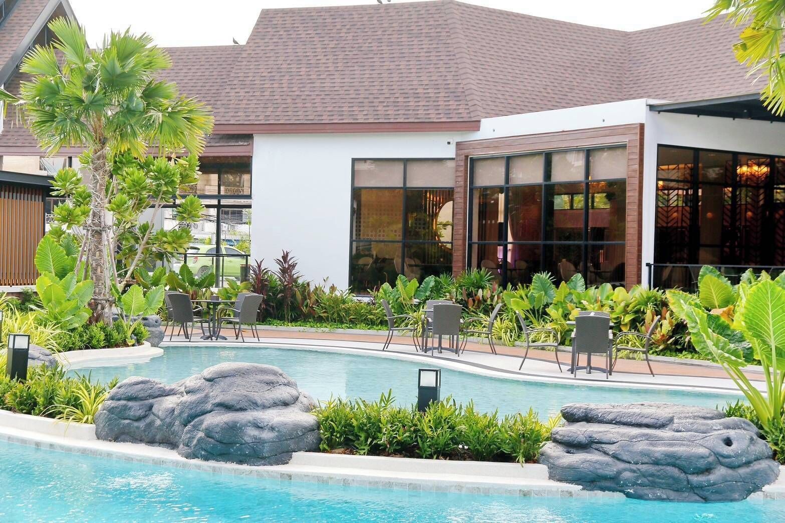 Kastel Hotel Pattaya By Loft Bangkok
