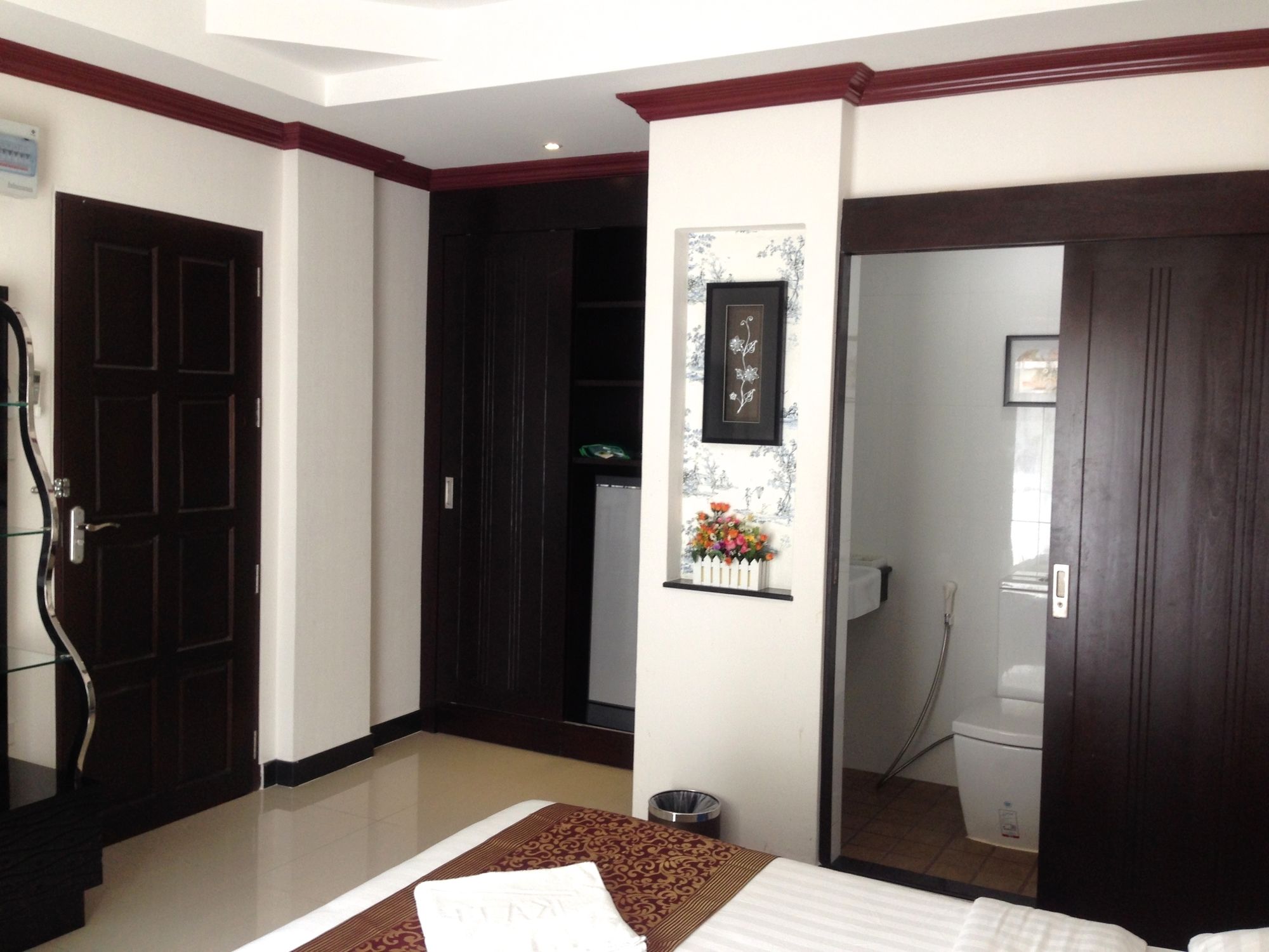 Katesiree Residence