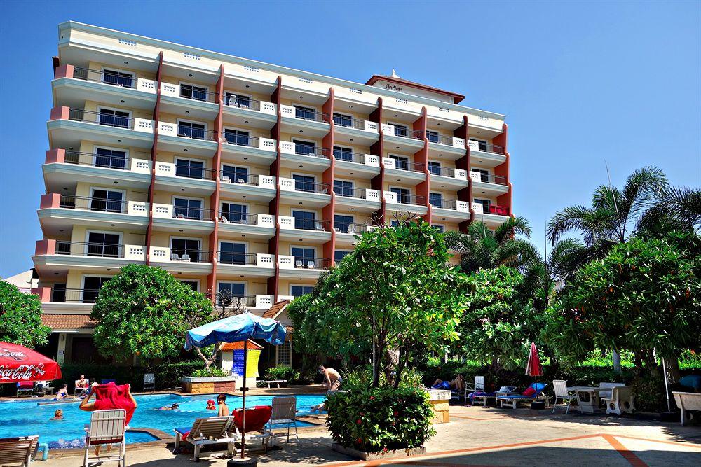 Lek Villa