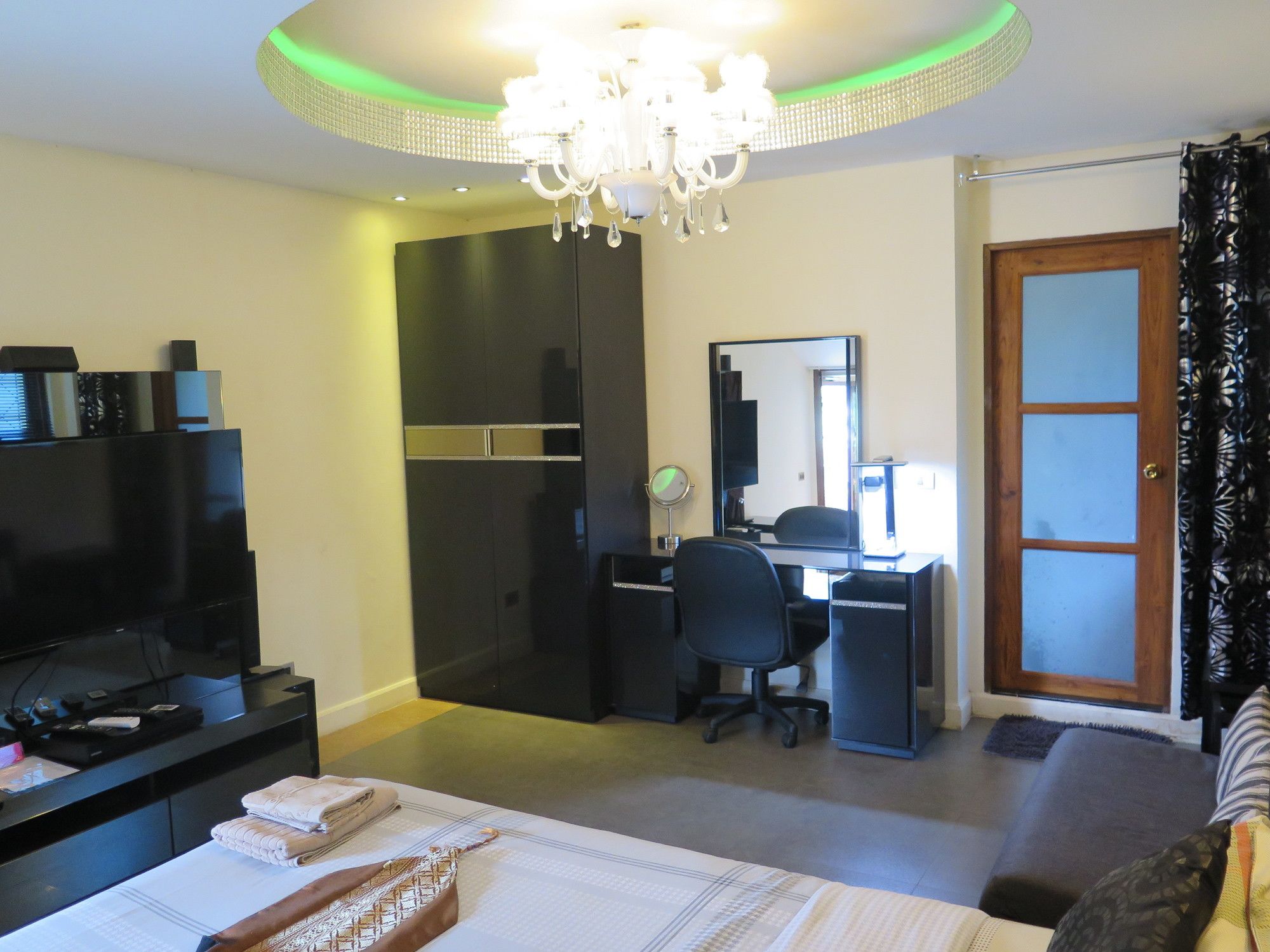 Le Viman Resort