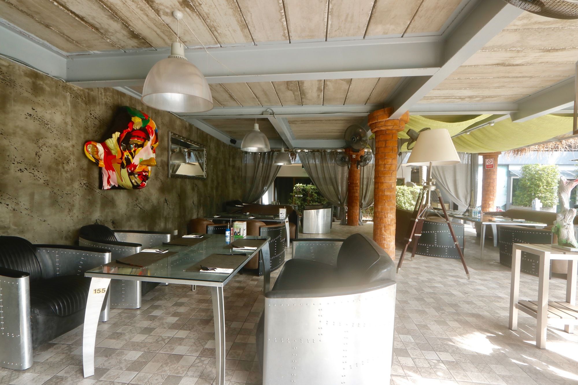 Momento Resort