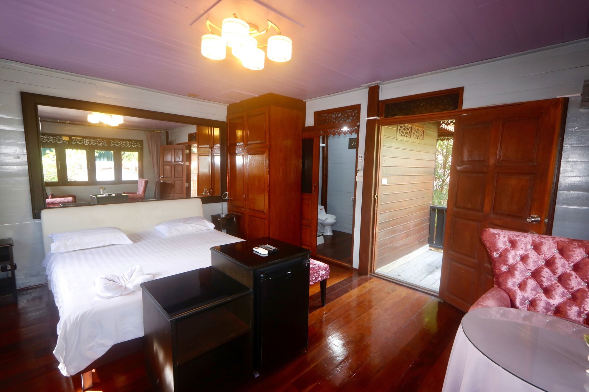 Momento Resort