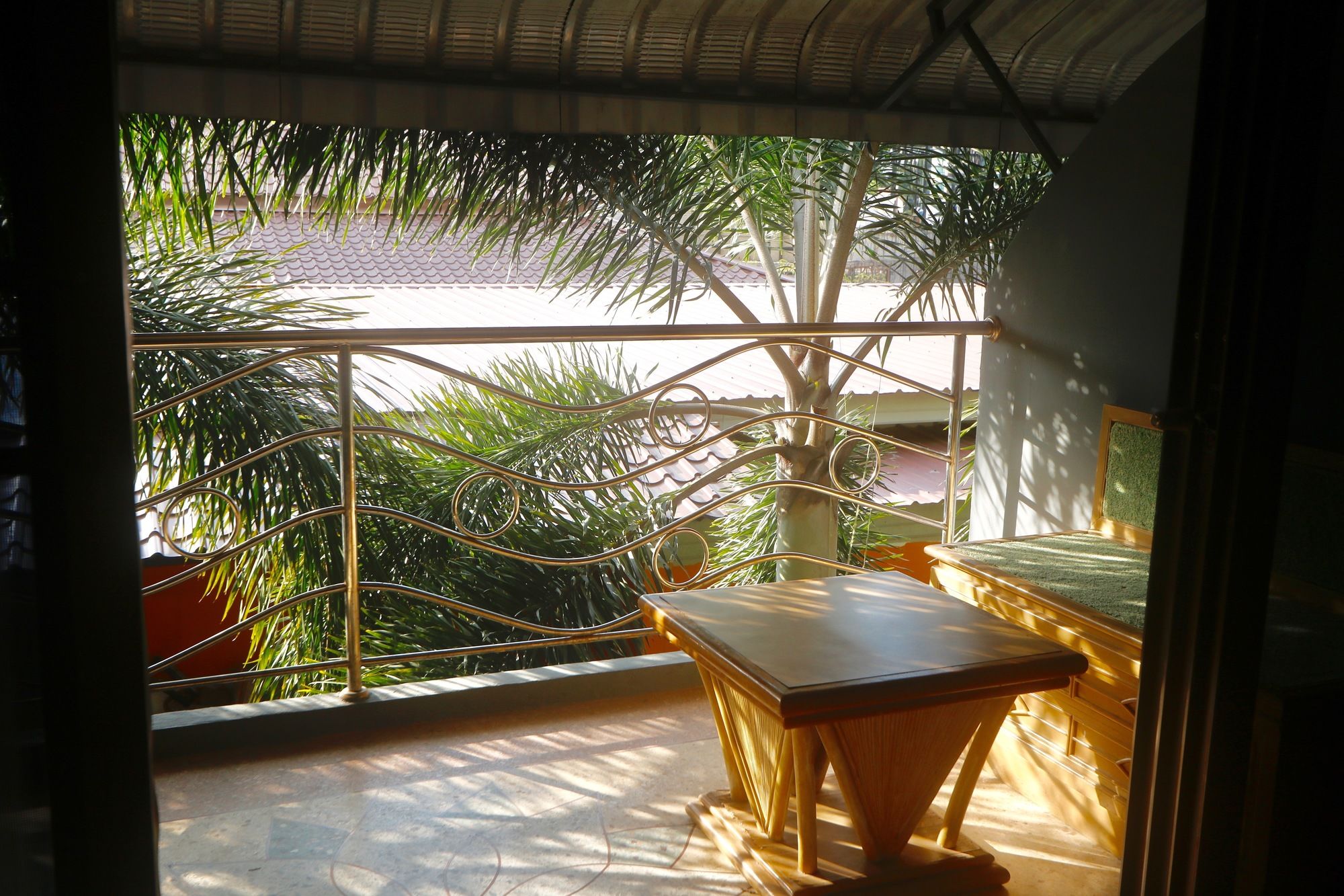 Momento Resort