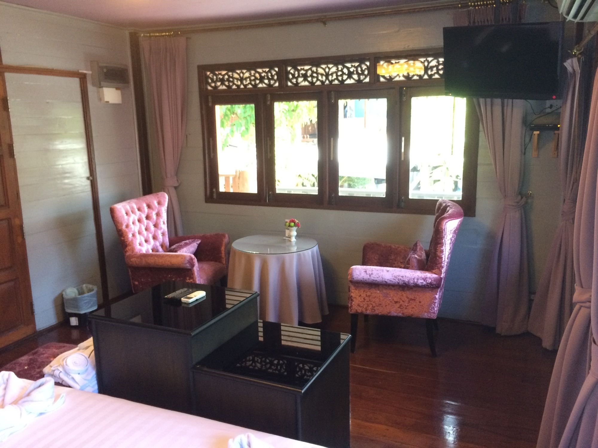 Momento Resort