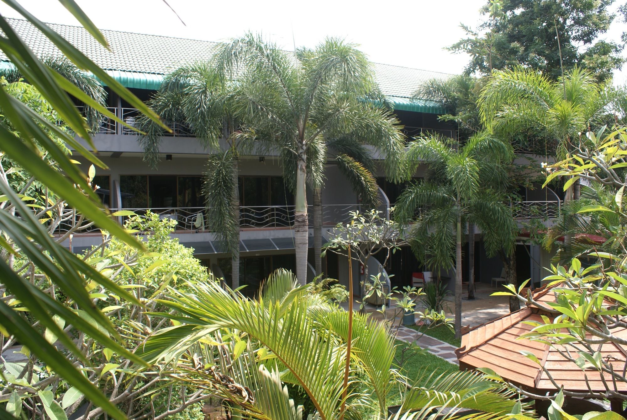 Momento Resort