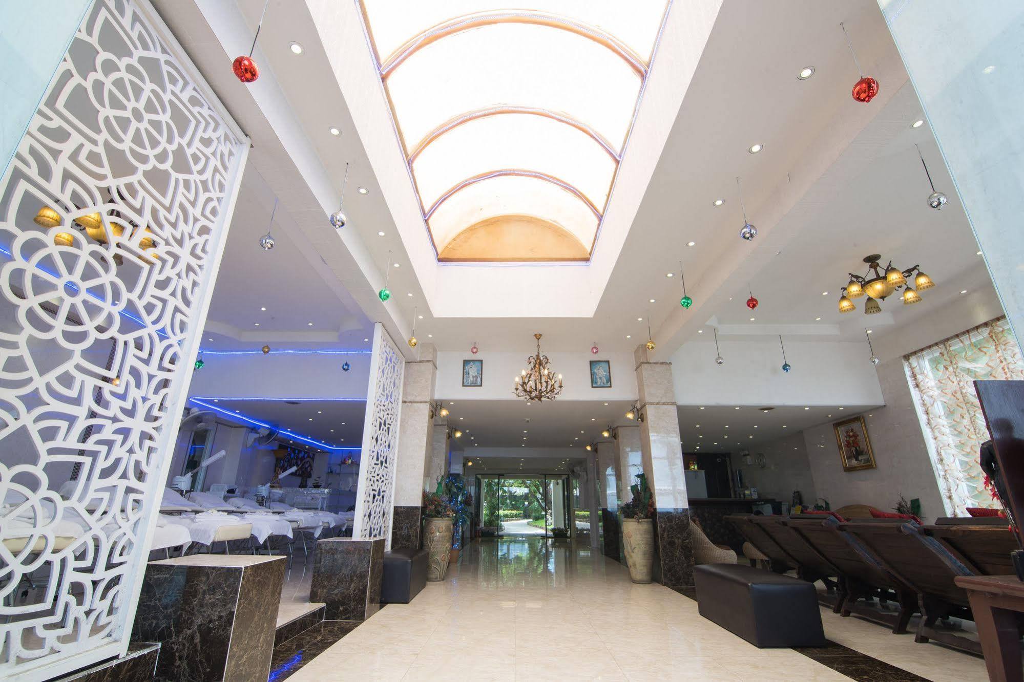 Natural Beach Hotel