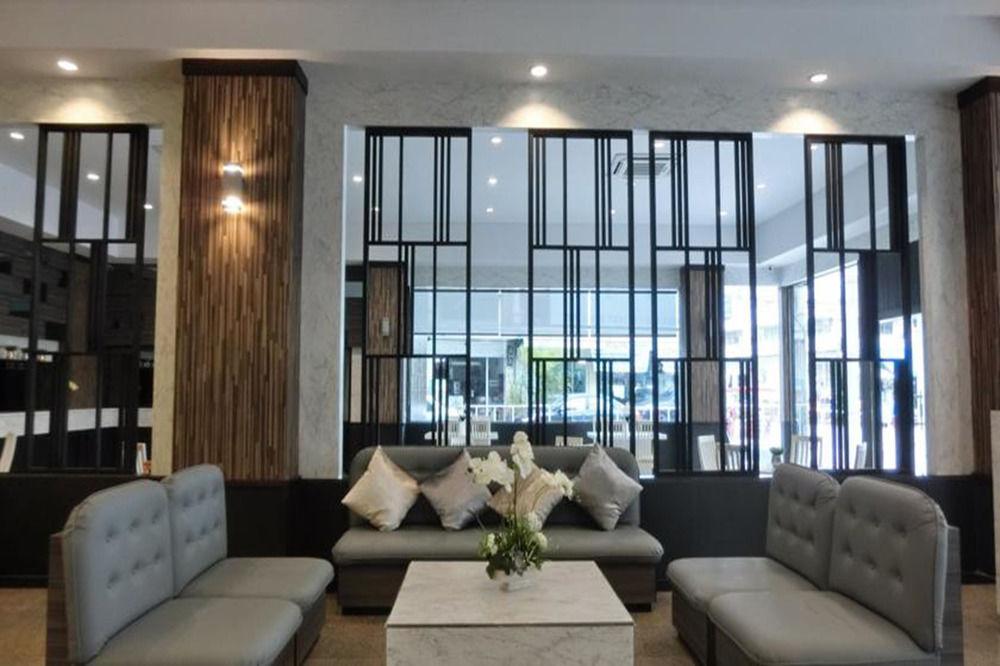 New Day Night Hotel