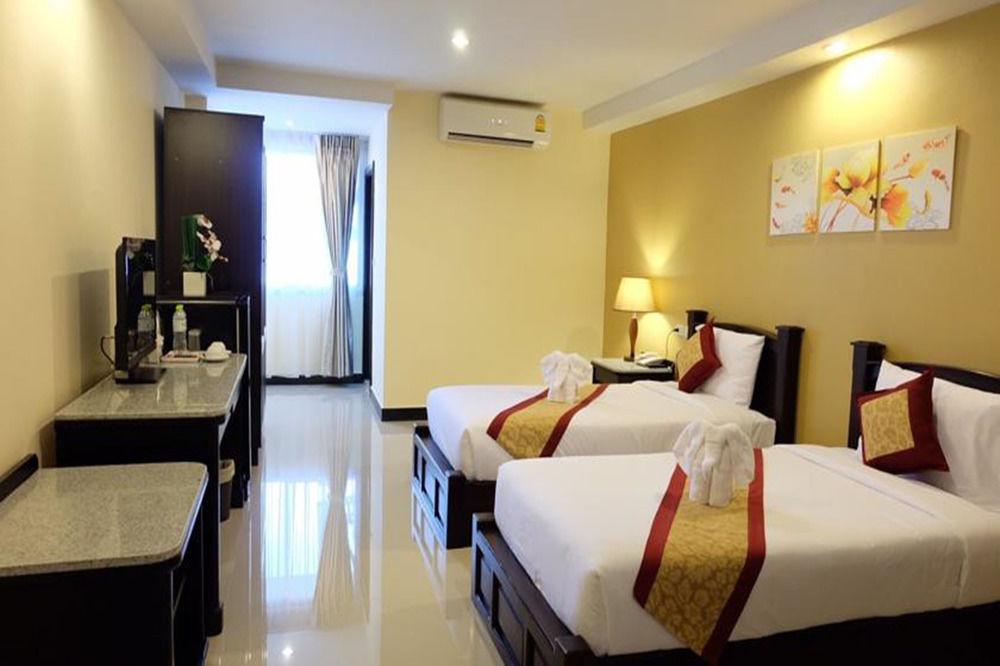 New Day Night Hotel