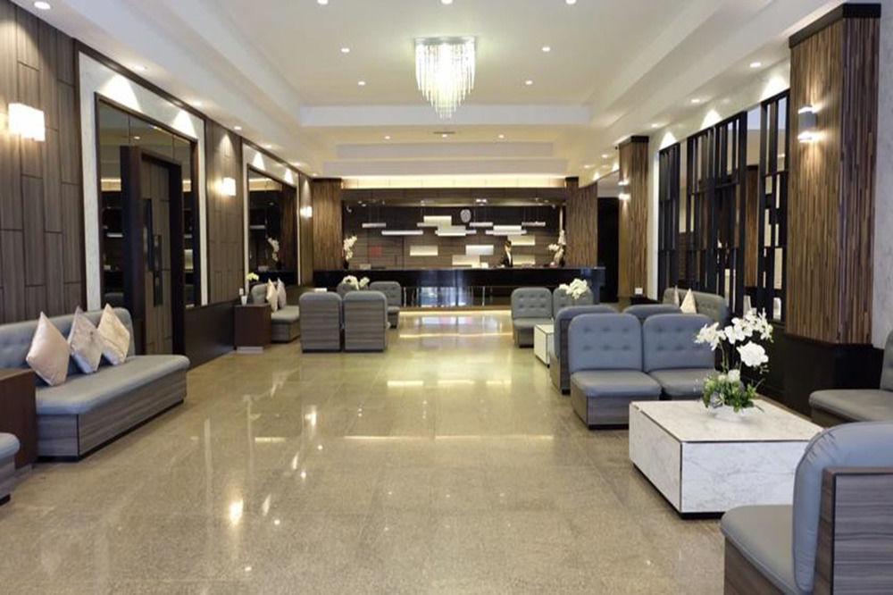 New Day Night Hotel