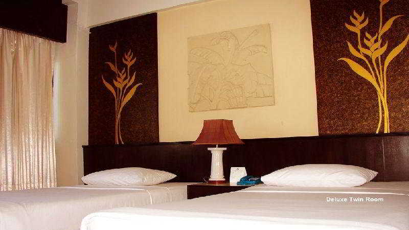 New Day Night Hotel