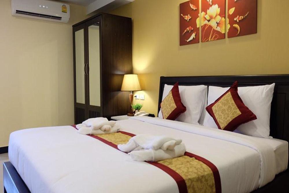 New Day Night Hotel