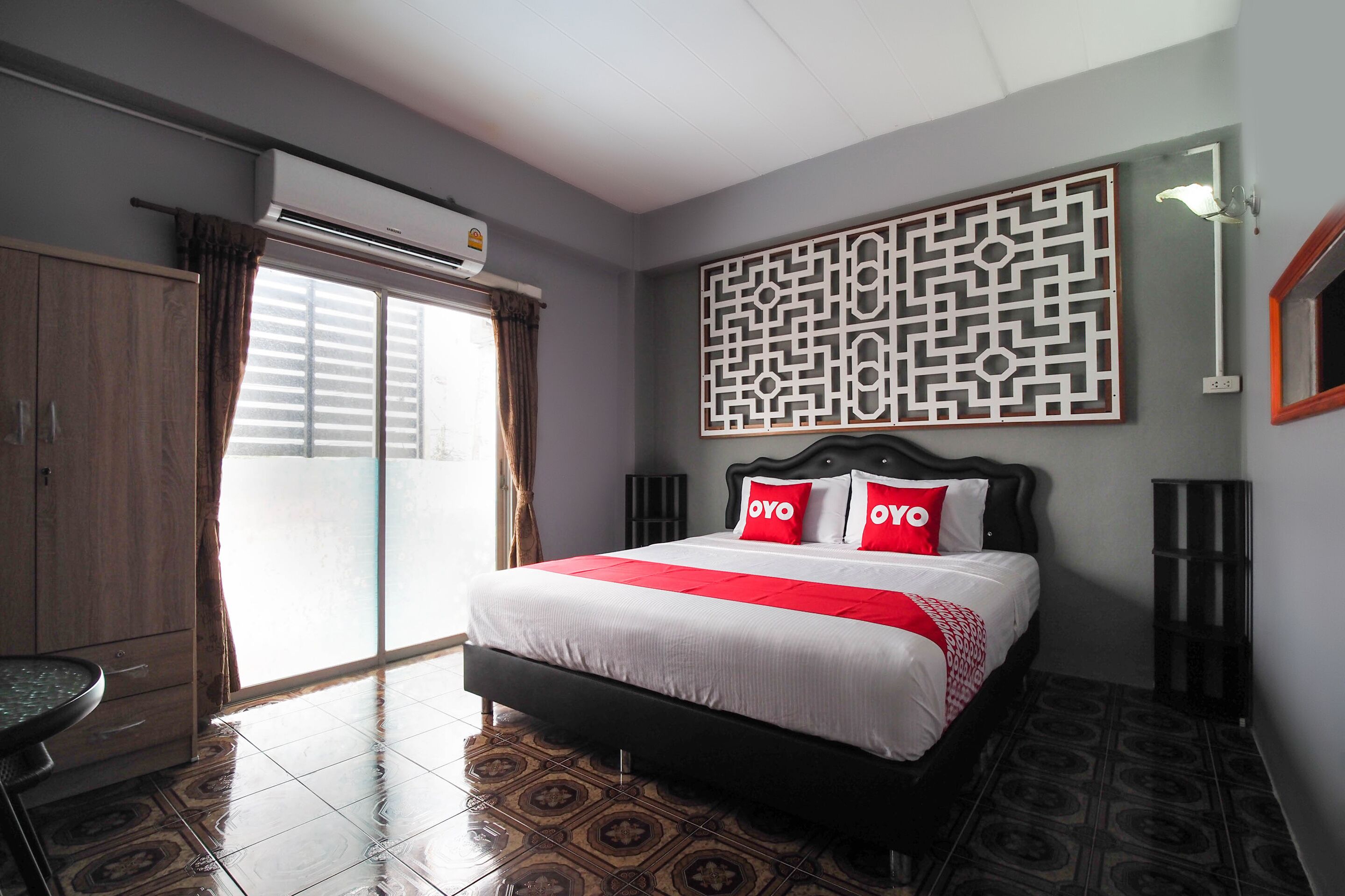 OYO 1006 F.o Room