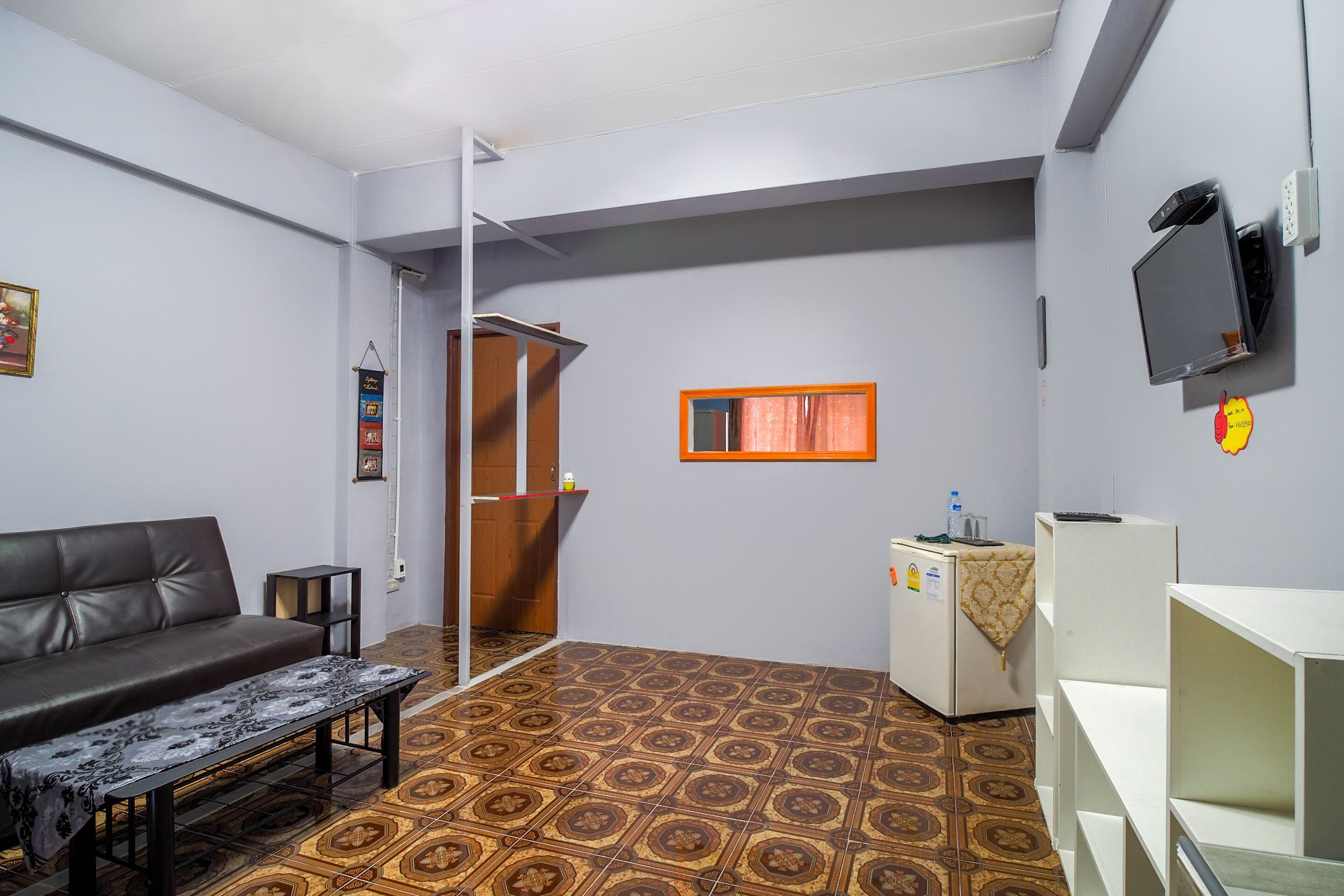 OYO 1006 F.o Room