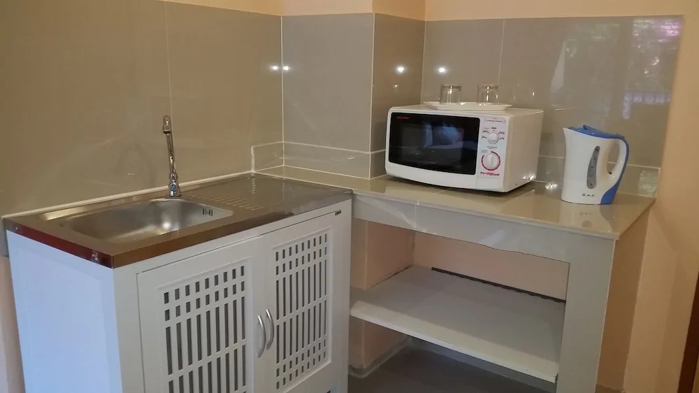 OYO 1027 Patumnak Beach Guesthouse