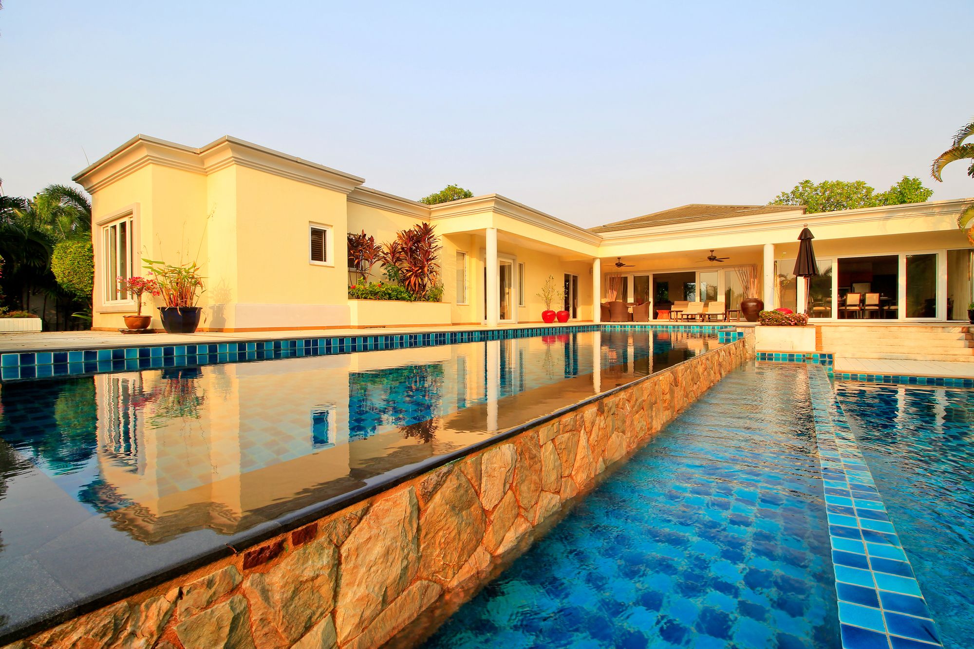 Pattaya Sunset Villa