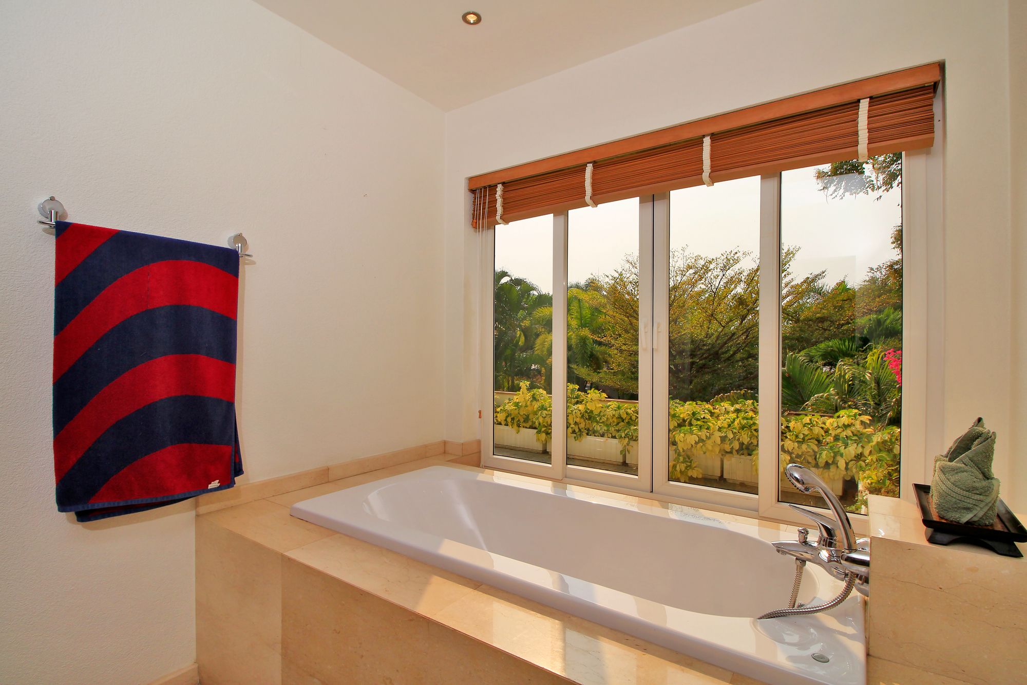 Pattaya Sunset Villa