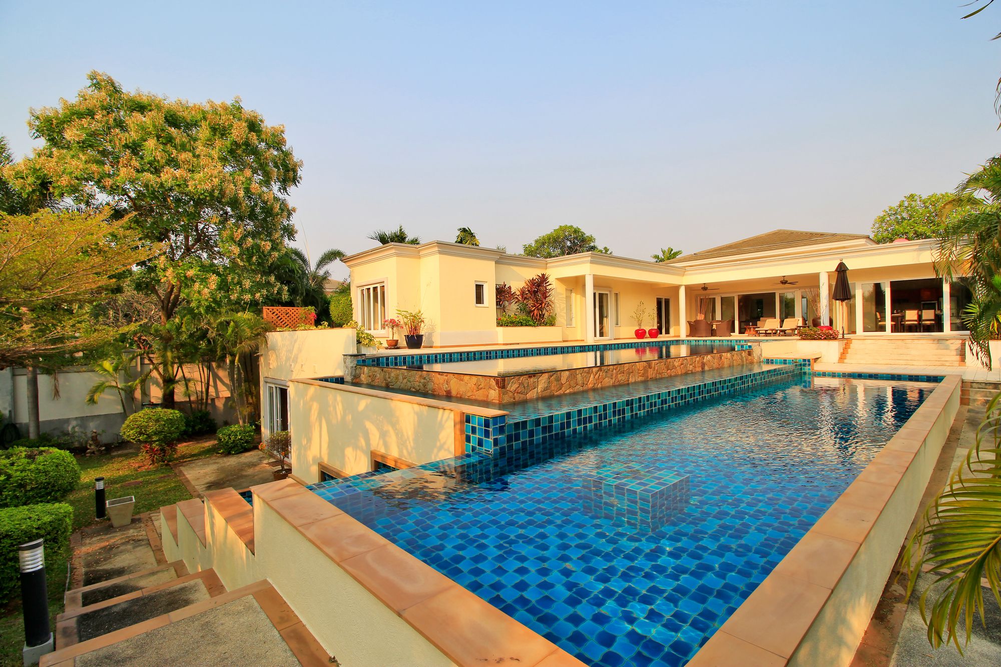 Pattaya Sunset Villa