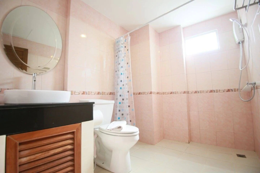 Pintree Service Apartment Pattaya