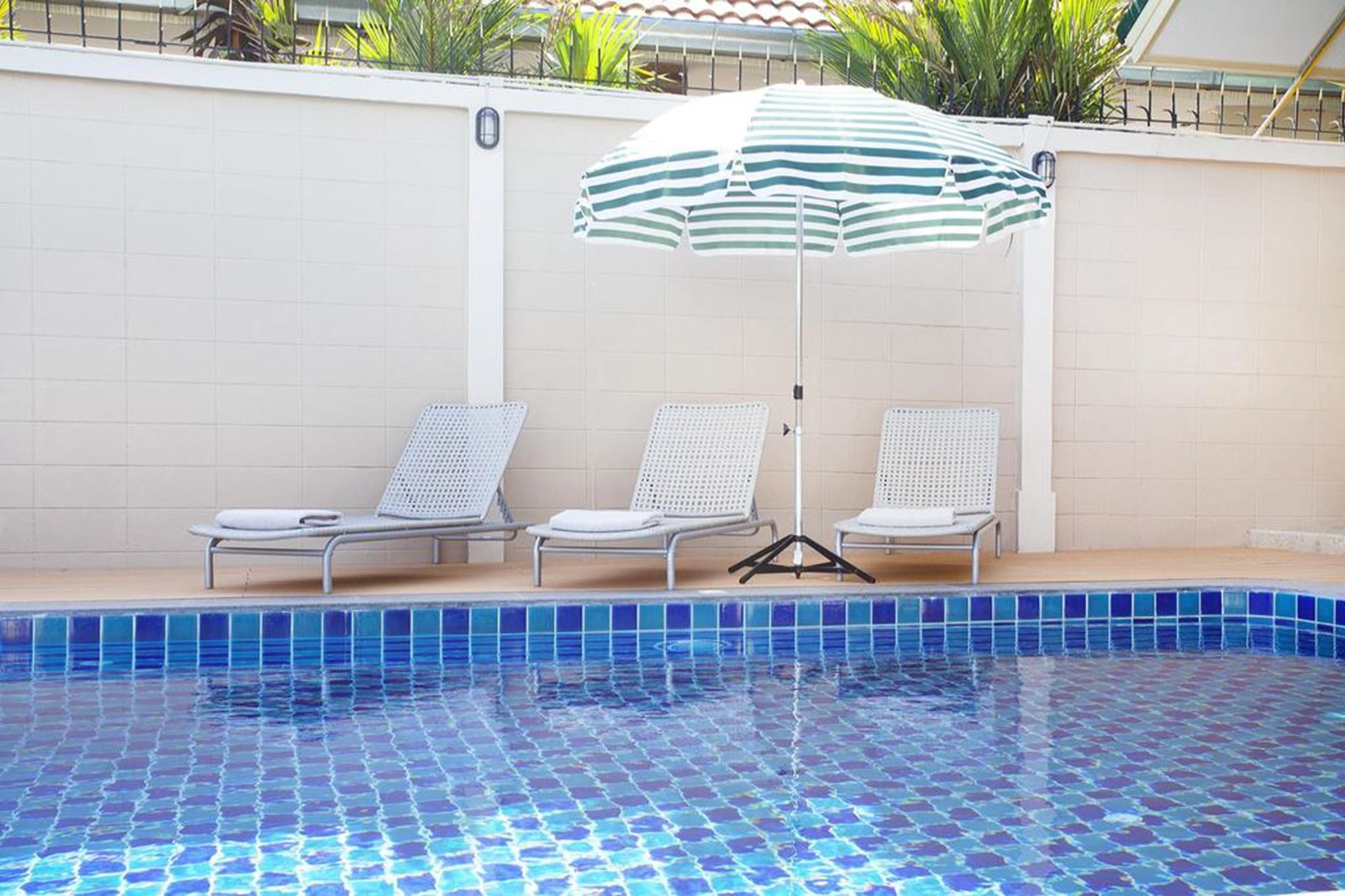 Pool Villa Tanzanite