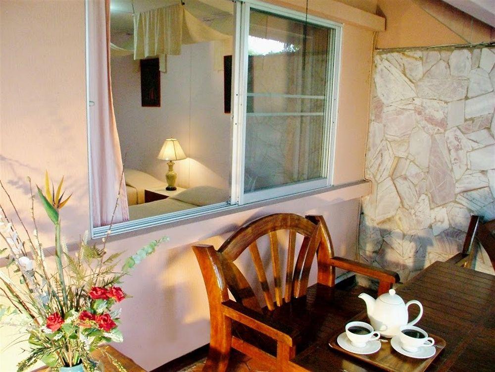 Safari Riviera Resort