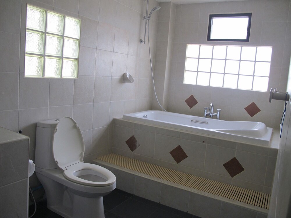 Rouge Service Apartments