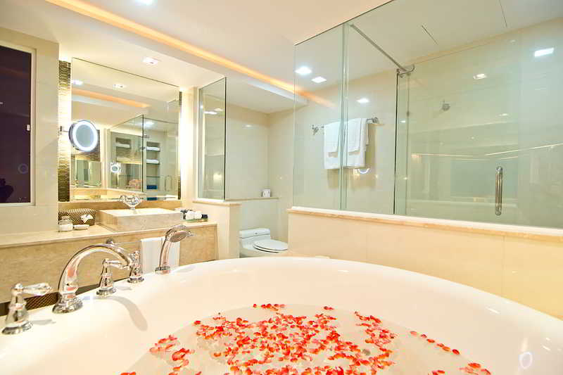 Royal Cliff Beach Hotel
