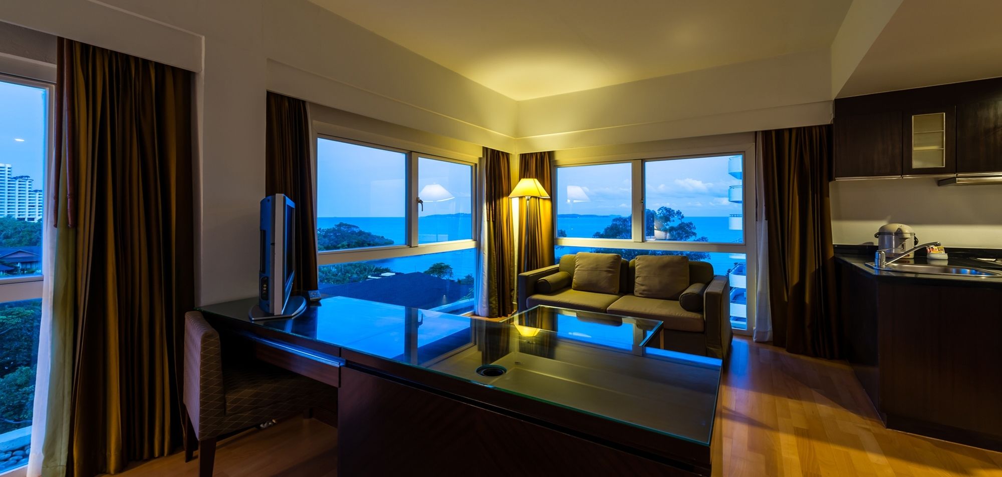 Royal Cliff Garden Suite