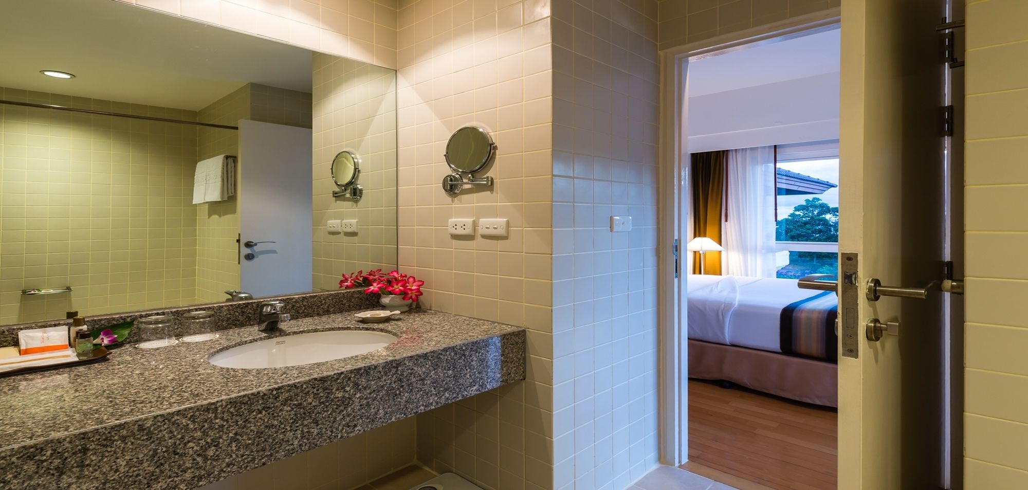 Royal Cliff Garden Suite