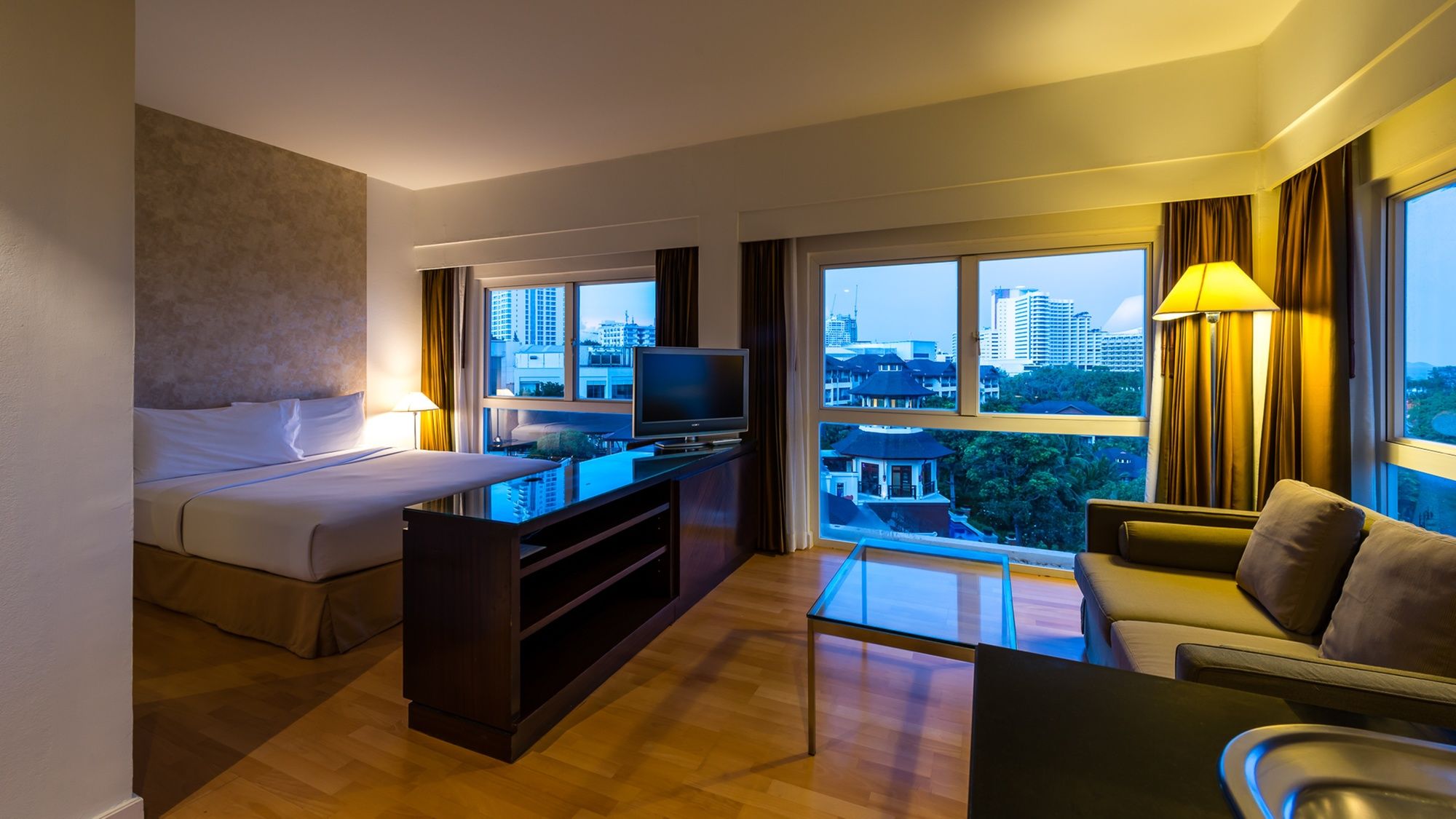 Royal Cliff Garden Suite