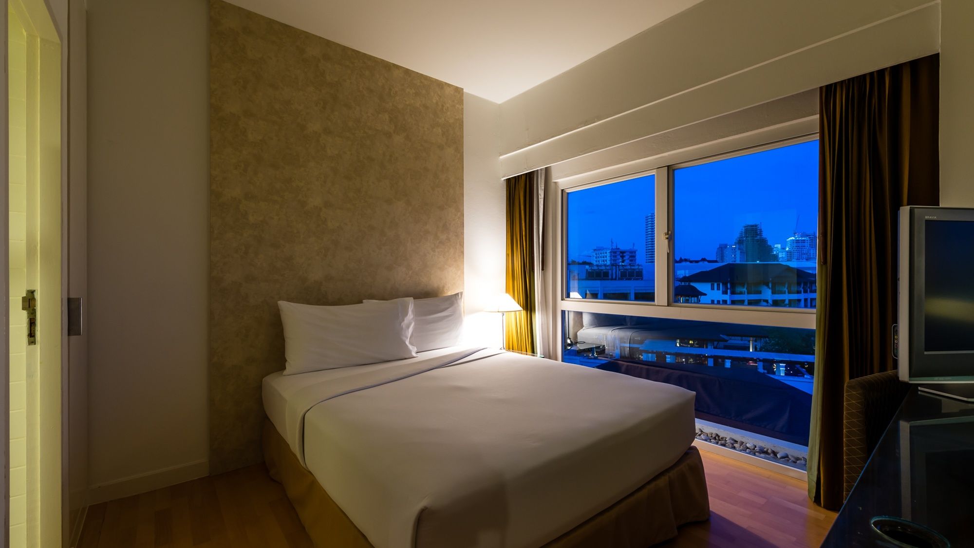 Royal Cliff Garden Suite