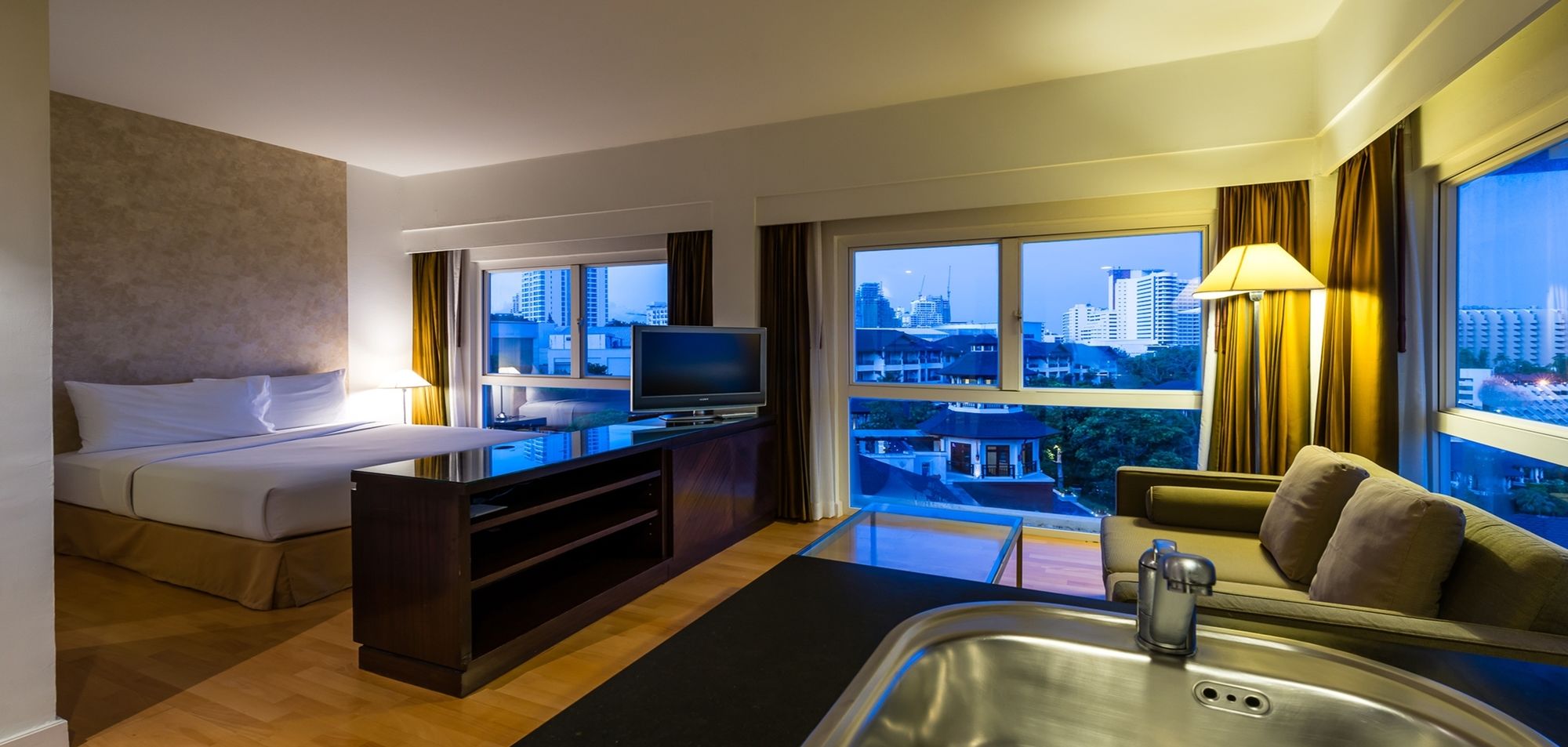 Royal Cliff Garden Suite