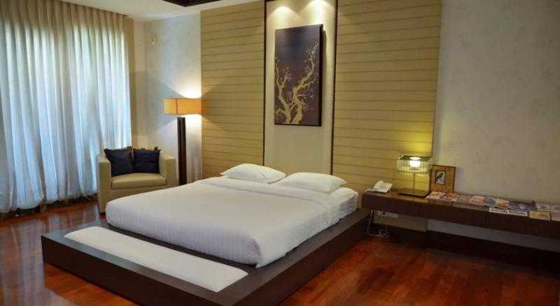 Royal Sammuk villas