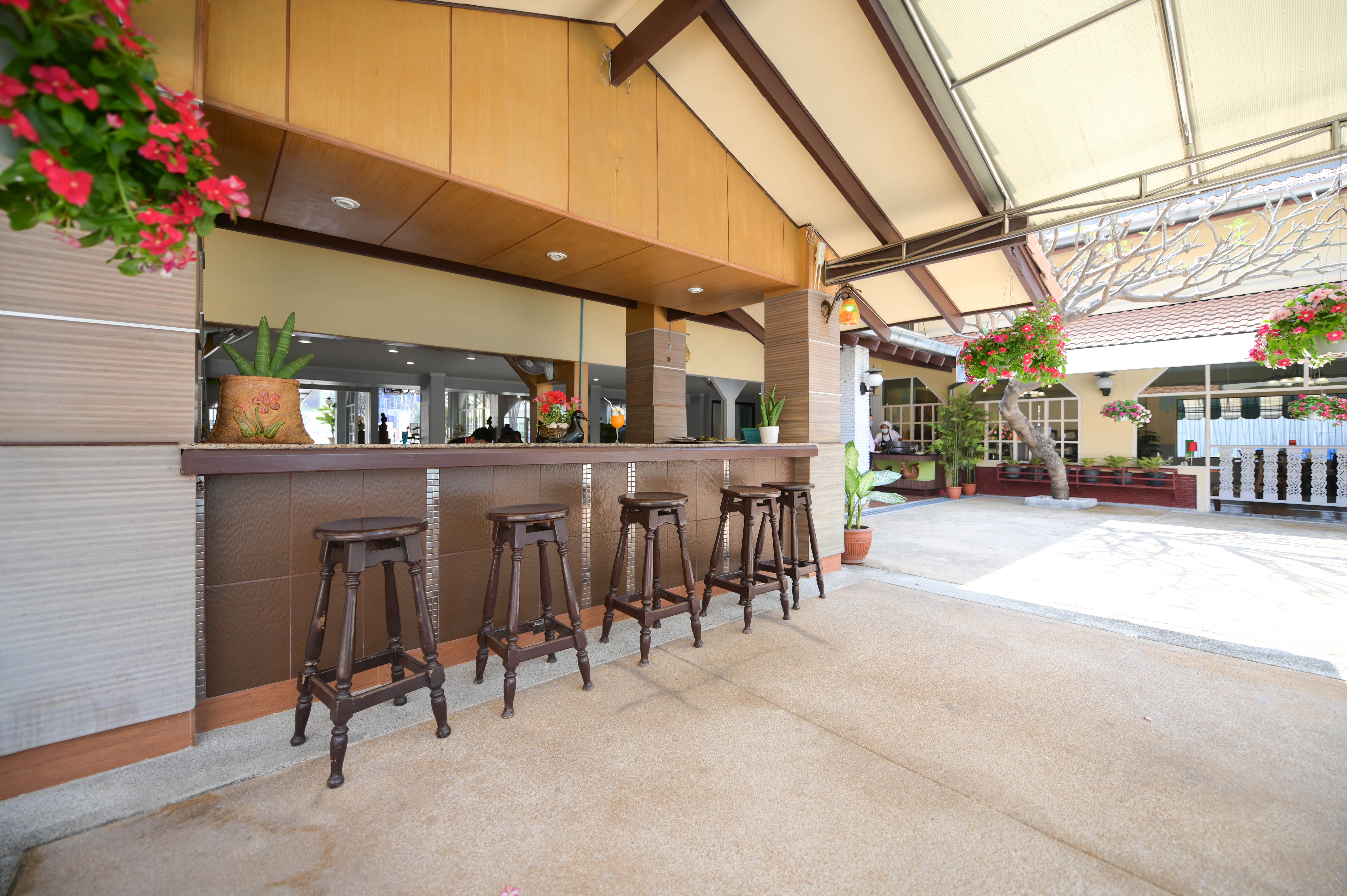Sabai Lodge by OYO Rooms