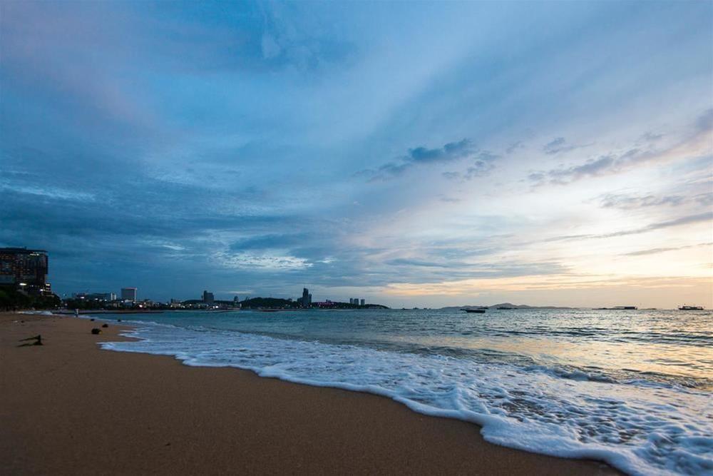 Seashore Pattaya Resort