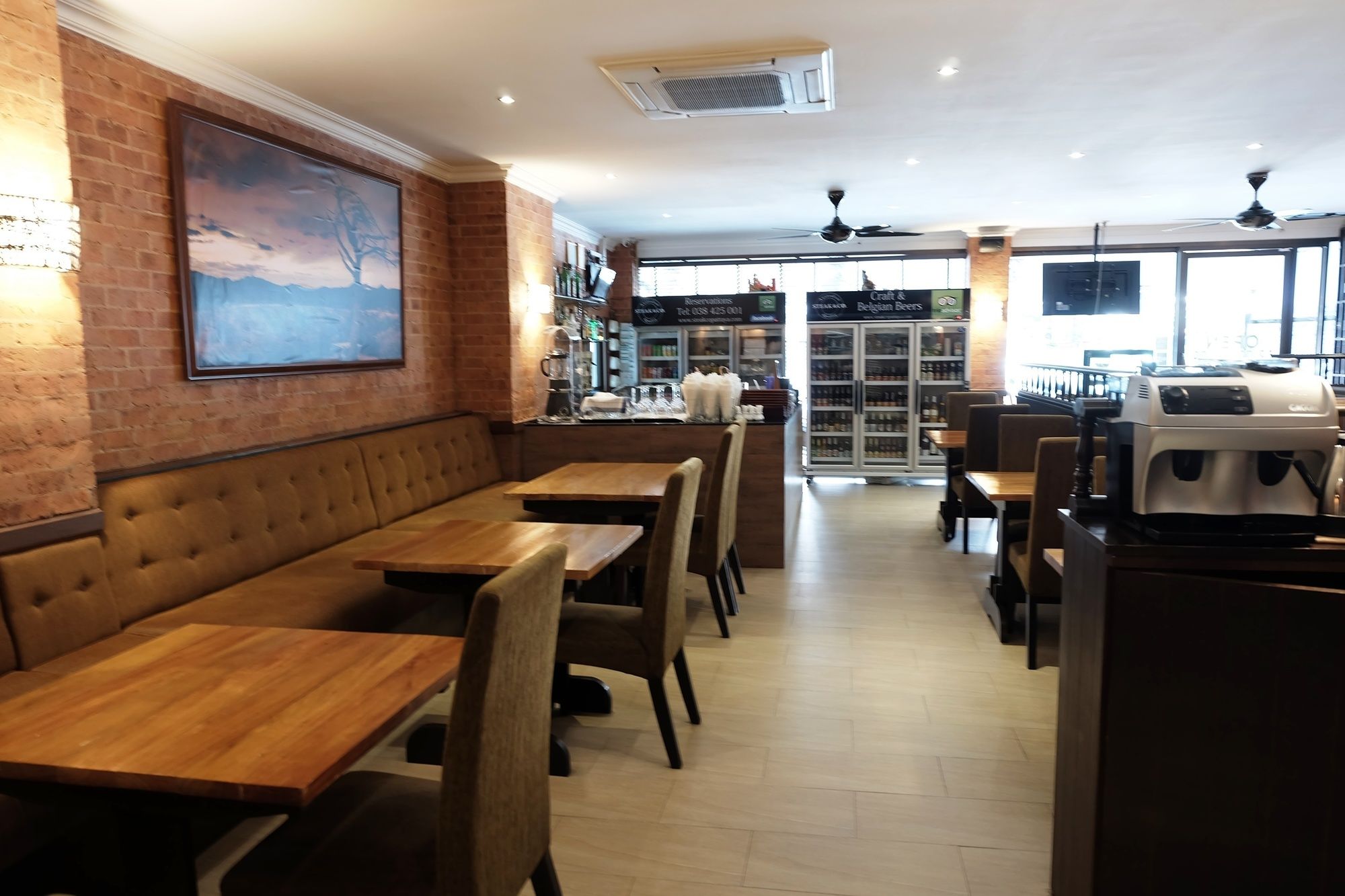 Steak & Co Boutique Hotel
