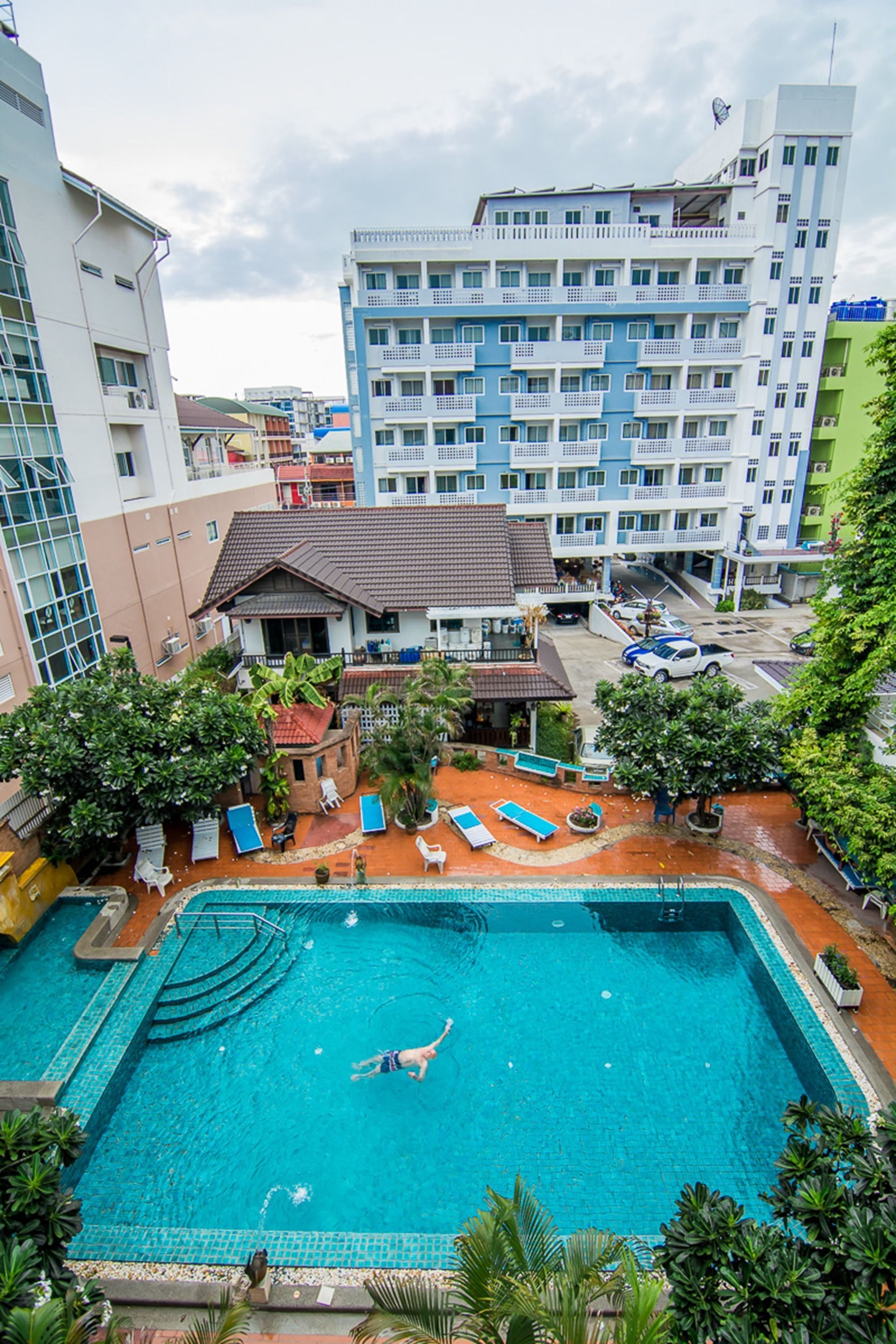 Sutus Court Zone 1