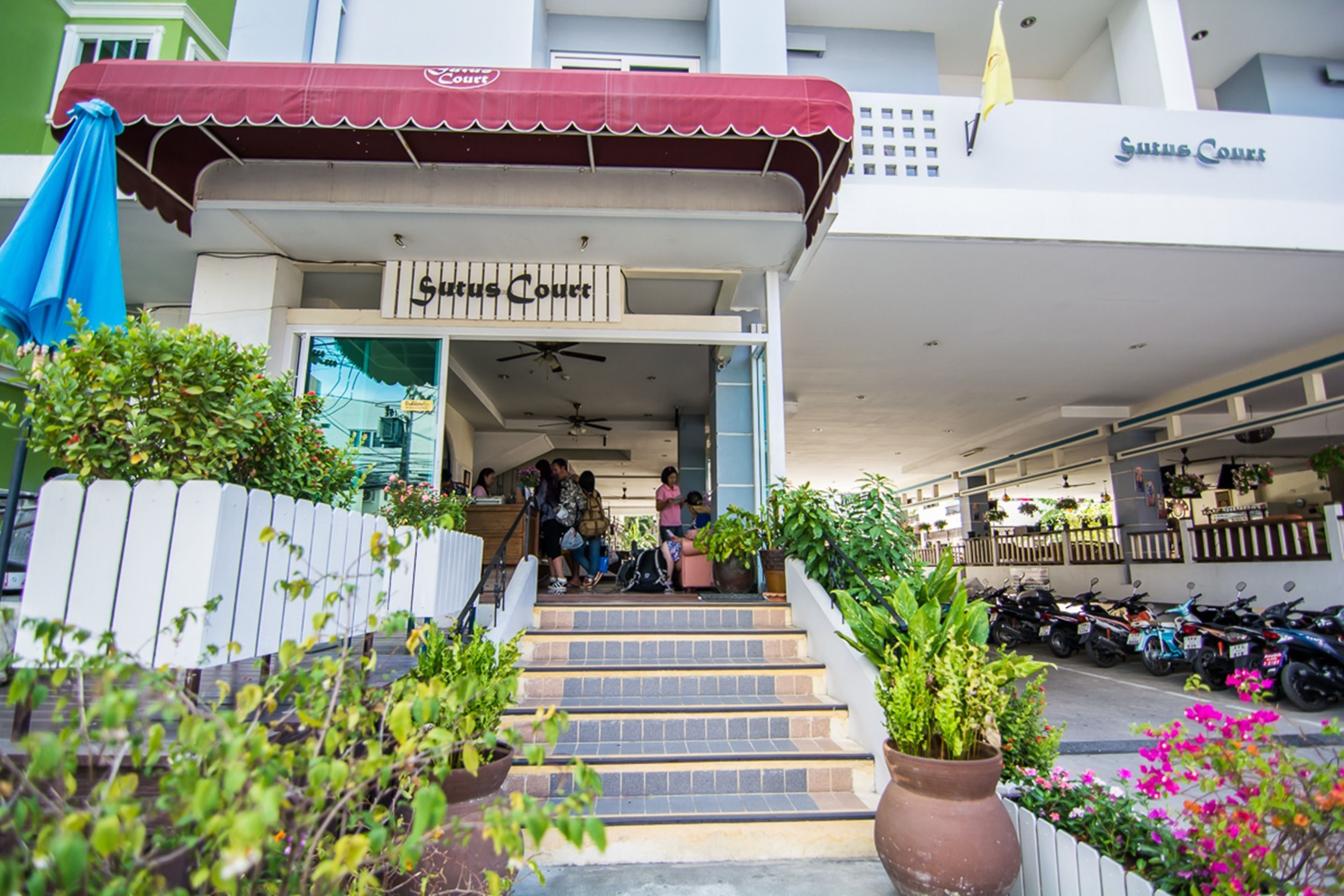 Sutus Court Zone 1
