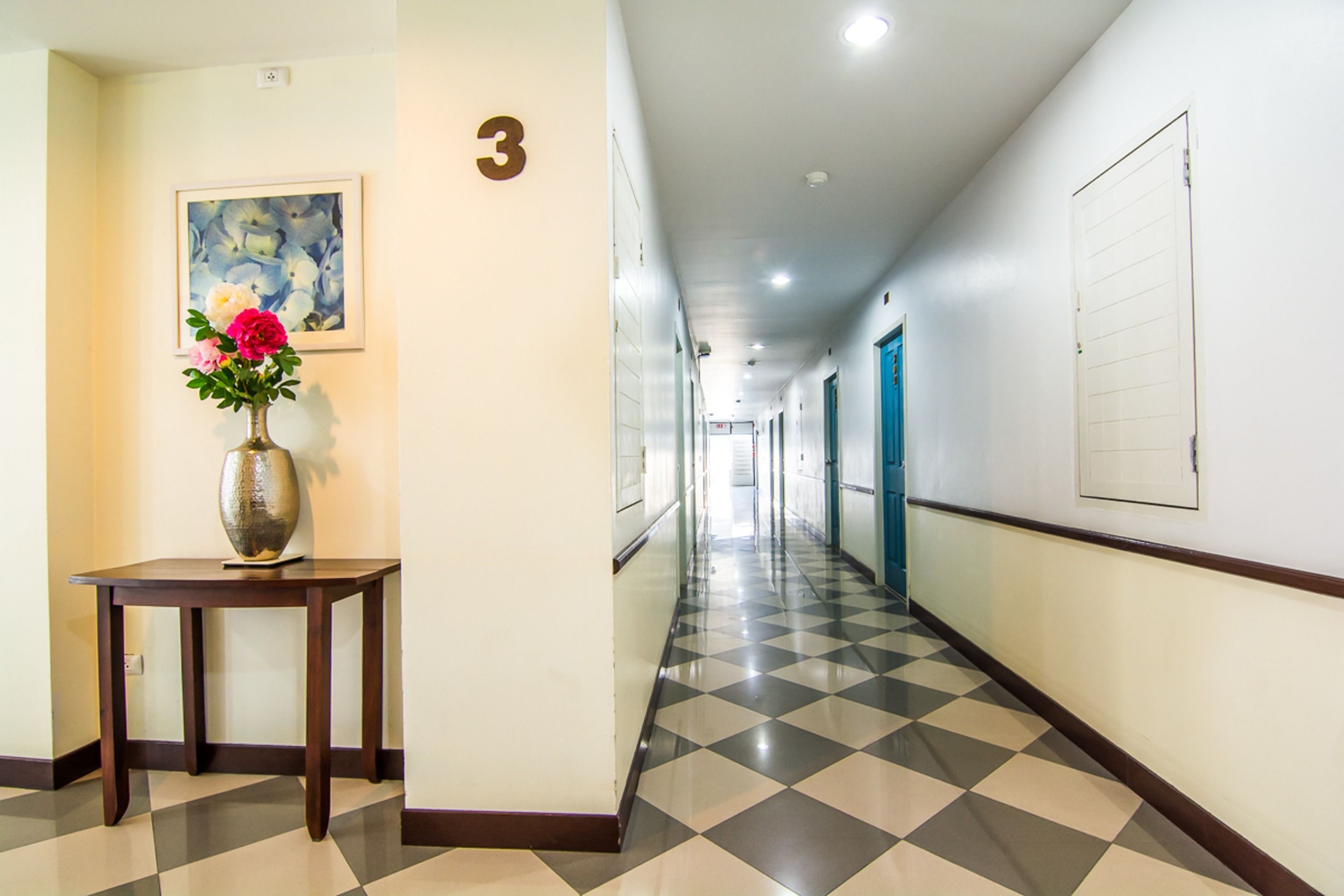 Sutus Court Zone 1