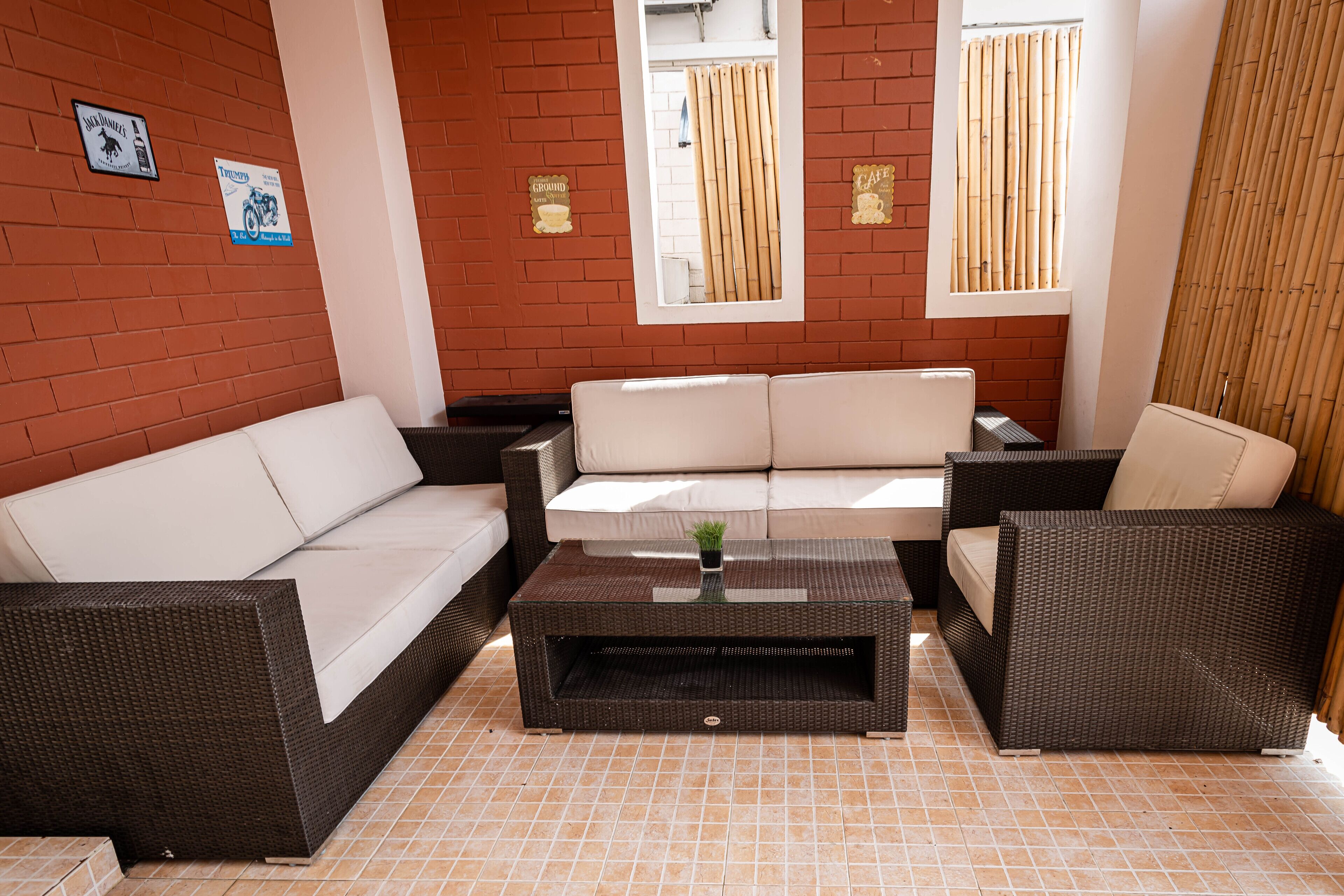 T.W. Marina BBQ Pool Villa Pattaya