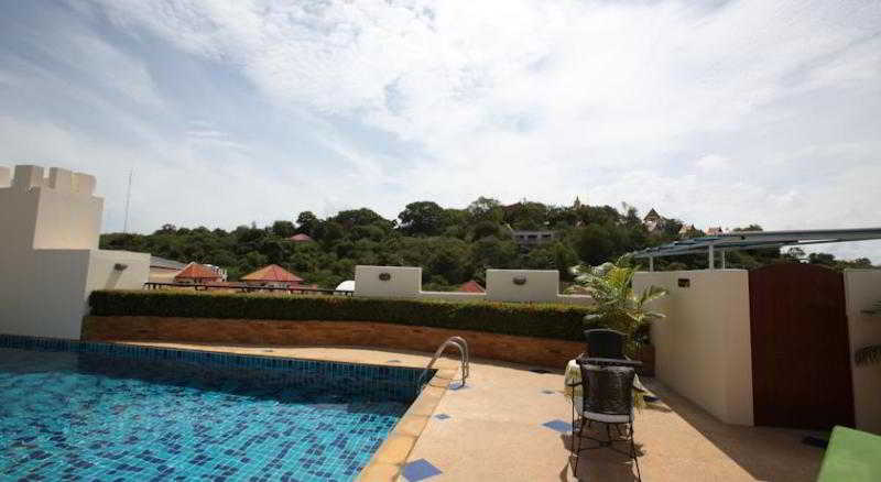 Tara Court Hotel