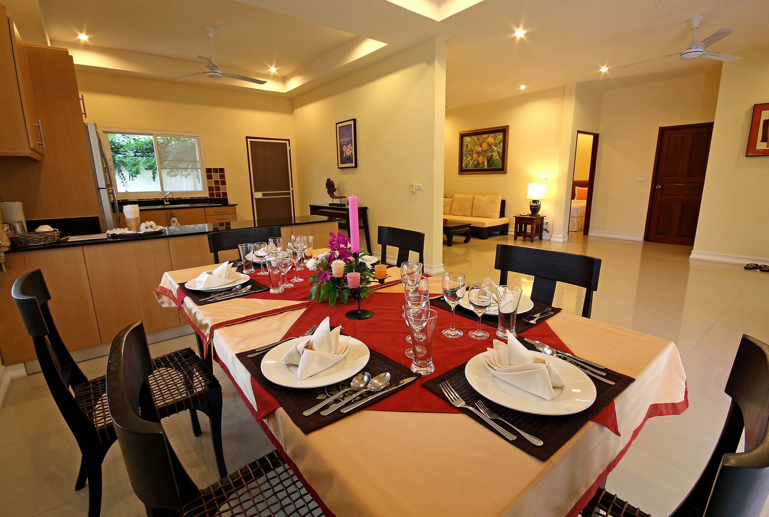 Thai Thani Pool Villa Resort Pattaya