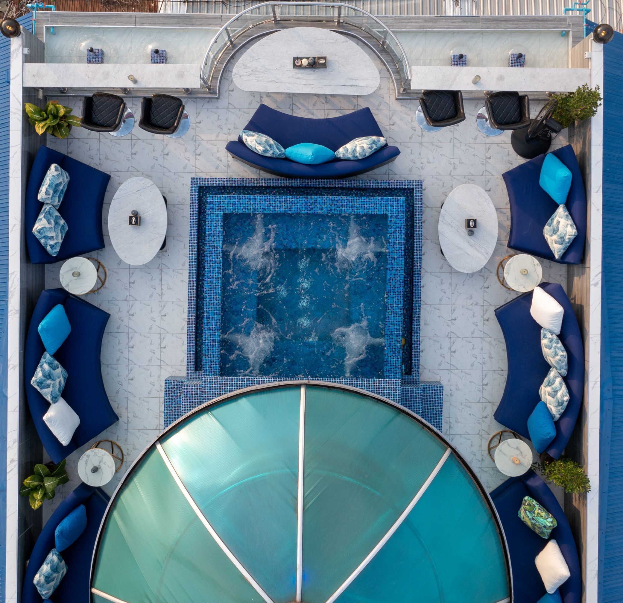 The Globe Hotel Bar and Restaurant